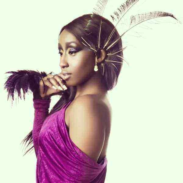 Victoria-Kimanis-Photoshoot-MPmania-1