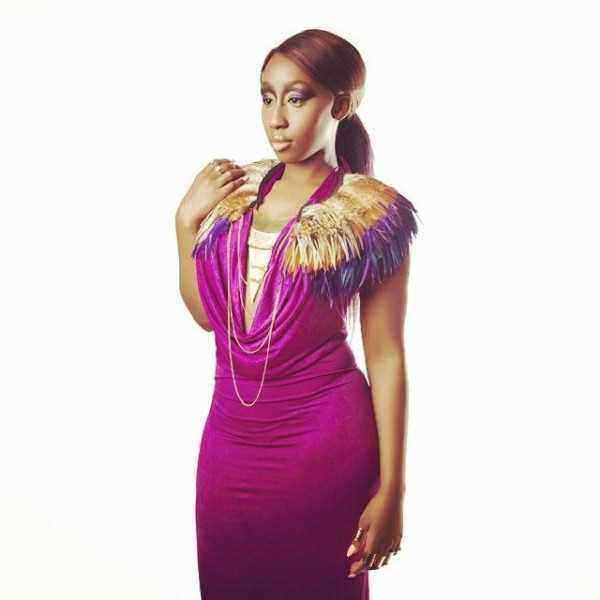 Victoria-Kimanis-Photoshoot-MPmania-3