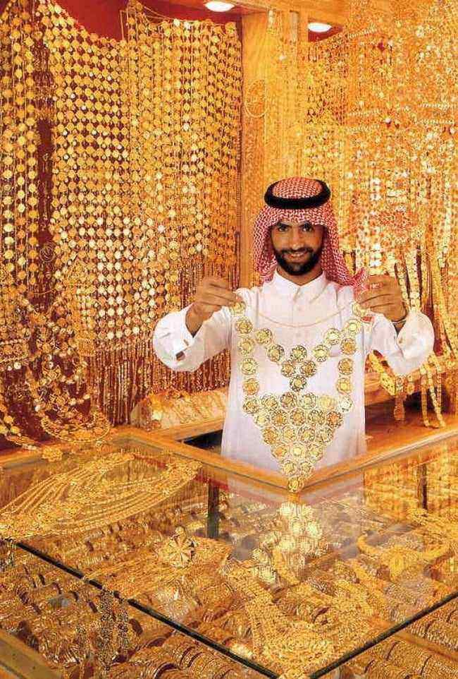See Crazy Stuffs Too Much Money Make DUBAI Billionaires Do8