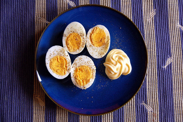 One tablespoon of mayonnaise has 90 calories, and if that's all you're using, you're making a relatively healthy choice. "It's high in fat but not saturated fat," says Keri Gans, dietician, nutritionist and author of The Small Change Diet. "The problem with regular mayonnaise is people cannot stick to one tablespoon and therefore they end up adding a lot of calories to a meal."Mayonnaise at restaurants, Gans says, can get tricky, though. "If you're going to order out something like a tuna fish salad or an egg salad or a chicken salad, chances are, you're getting a lot of calories and a lot of fat."Still though, it's a lesser of evils, says Jayne Hurley of the Center for Science in the Public Interest. "It's good for your heart and is absolutely, head and shoulders above all the other kinds of fats that the restaurant industry is adding to foods like cheese and sour cream and cream cheese."