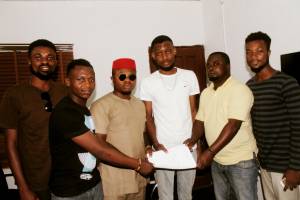 FloEazy Joins Boiling Records