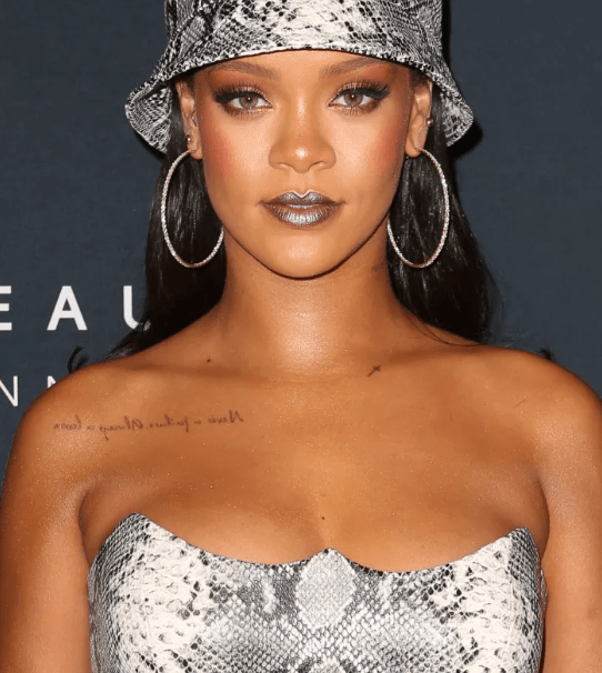 5bb4dd21bc0eb Entertainment Gists Foreign General News Lifestyle & Fashion News Photos 