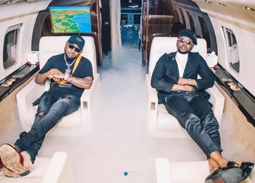 Image result for ‘I can’t verify if Davido slapped me or his boys because I saw stars once the slap landed’ – Kizz Daniel’s manager calls out Davido