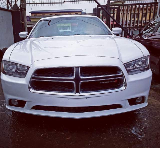 Timaya gifts King Perryy