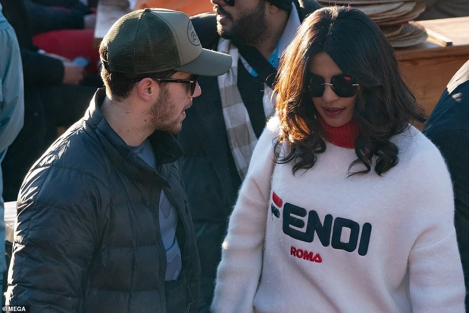 5c2c5e1b237dc Entertainment Gists Foreign General News Lifestyle & Fashion News Photos Relationships 