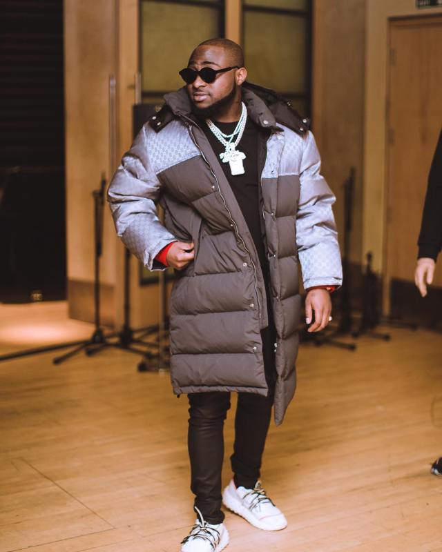 Kemi Olunloyo drags Davido