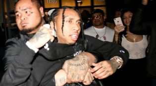 Tyga moves for Security Guard’s Gun After Being thrown out Of Floyd Mayweather’s Party