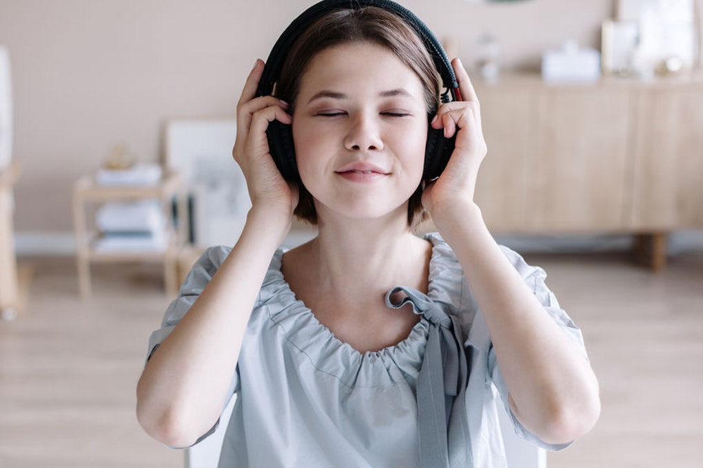 Listening Music Might not always Help with Concentration or Creativity – Study