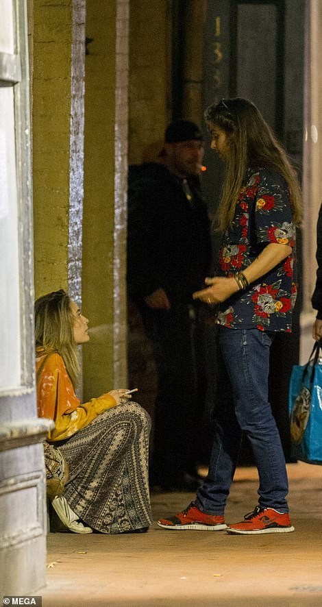 5c8a348487be1 Entertainment Gists Foreign General News Lifestyle & Fashion News Photos Relationships 