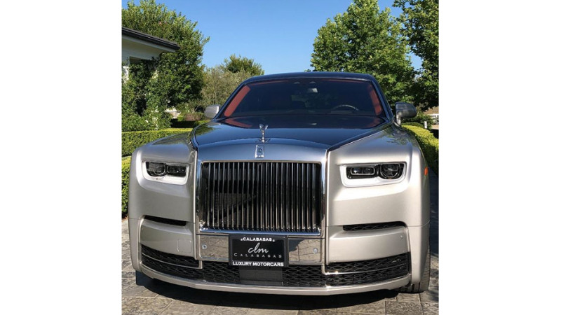 Kylie Jenner Shows Off New 0K Rolls-Royce: 'Home Safe'