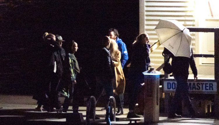 Wedding: Jennifer Lawrence, Cooke Maroney‘s famous pals arrive Rhode Island