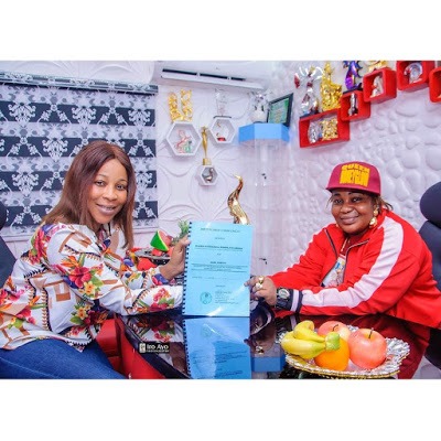 Nollywood Actress Kemi Korede Bagged An Endorsement Deal With HoneyGlow Skincare | PHOTOS