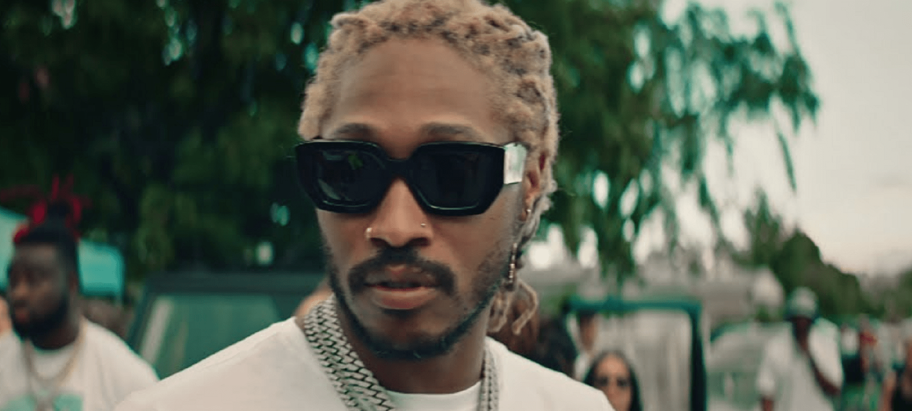 Future Ridin Strikers (video)