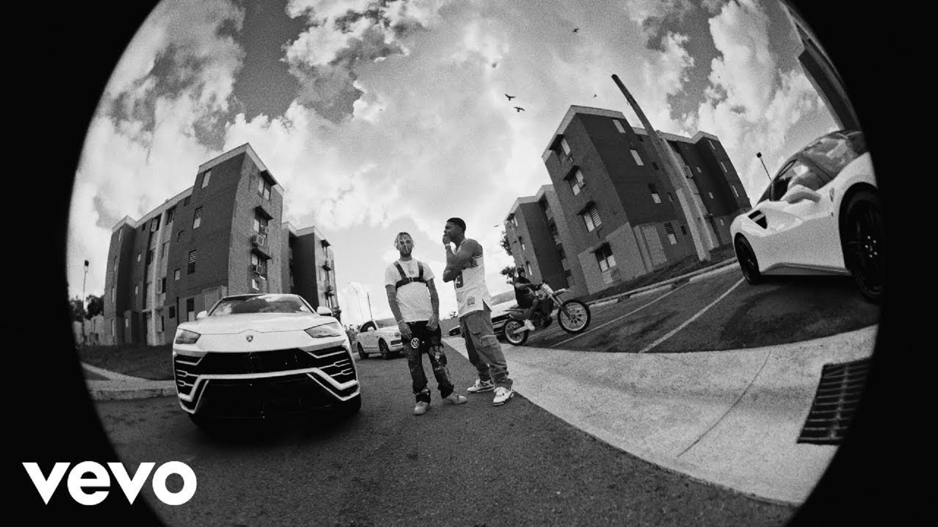 Jhay Cortez, Myke Towers Los Bo