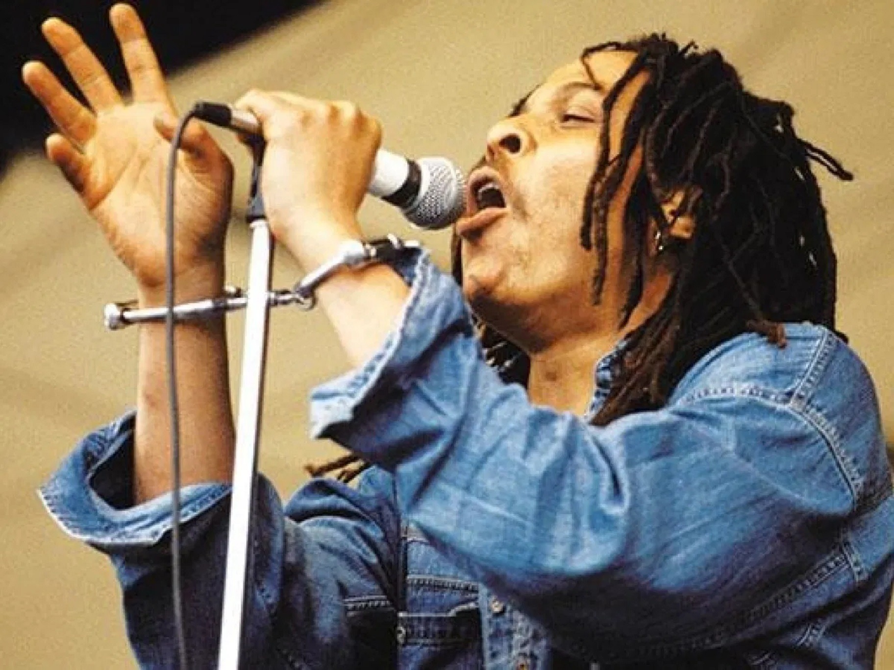 Majek Fashek Send Down The Rain