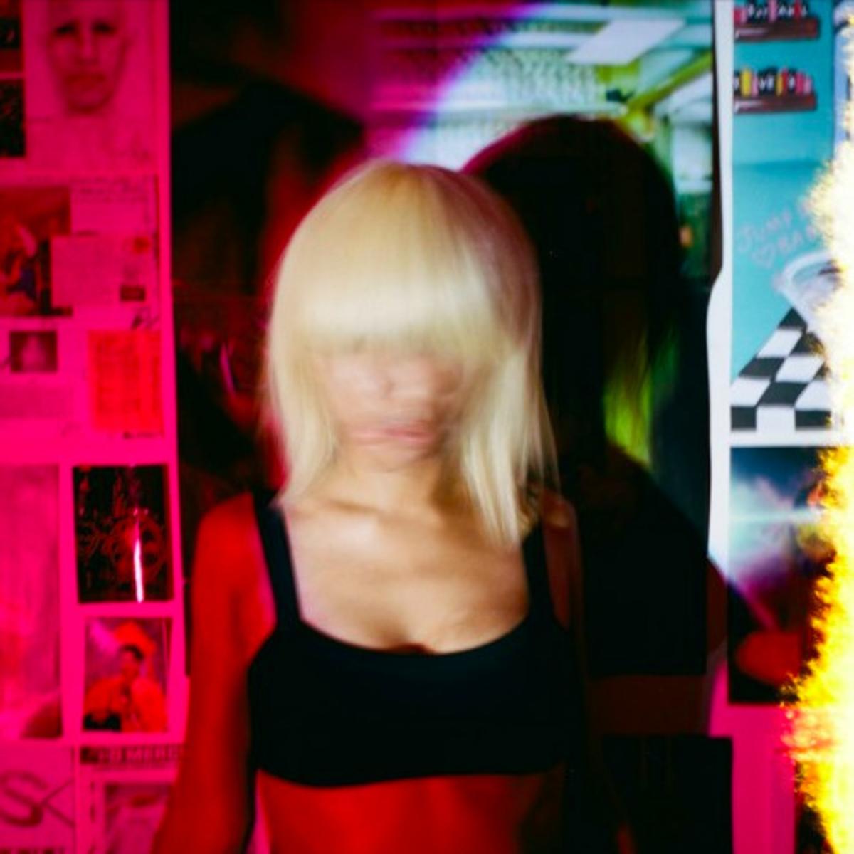 Foushee Sing About Love