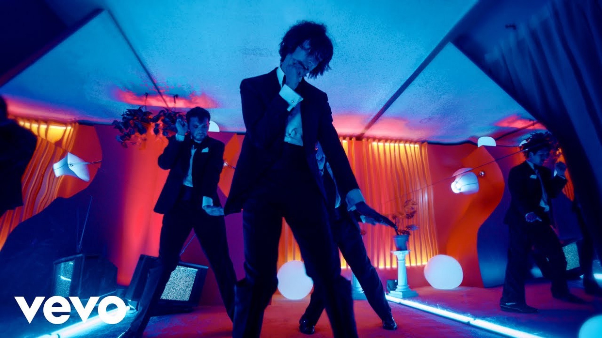 Half·alive What's Wrong