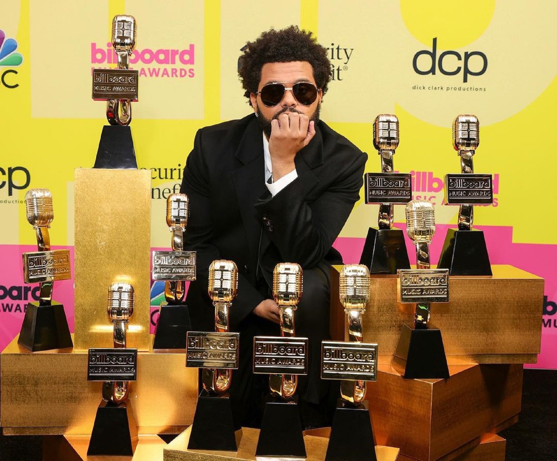 The Weeknd Wins Big At The 2021 Billboard Music Awards