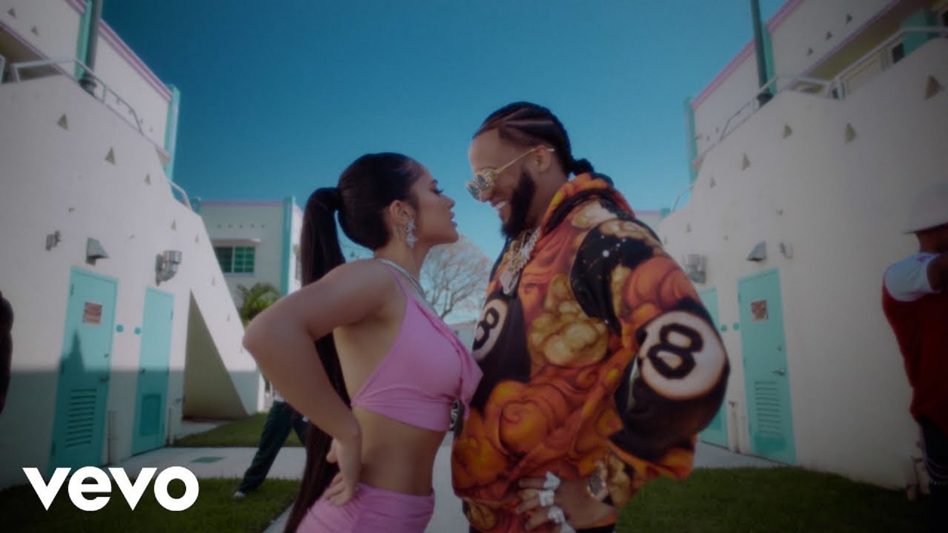 Becky G, El Alfa Fulanito