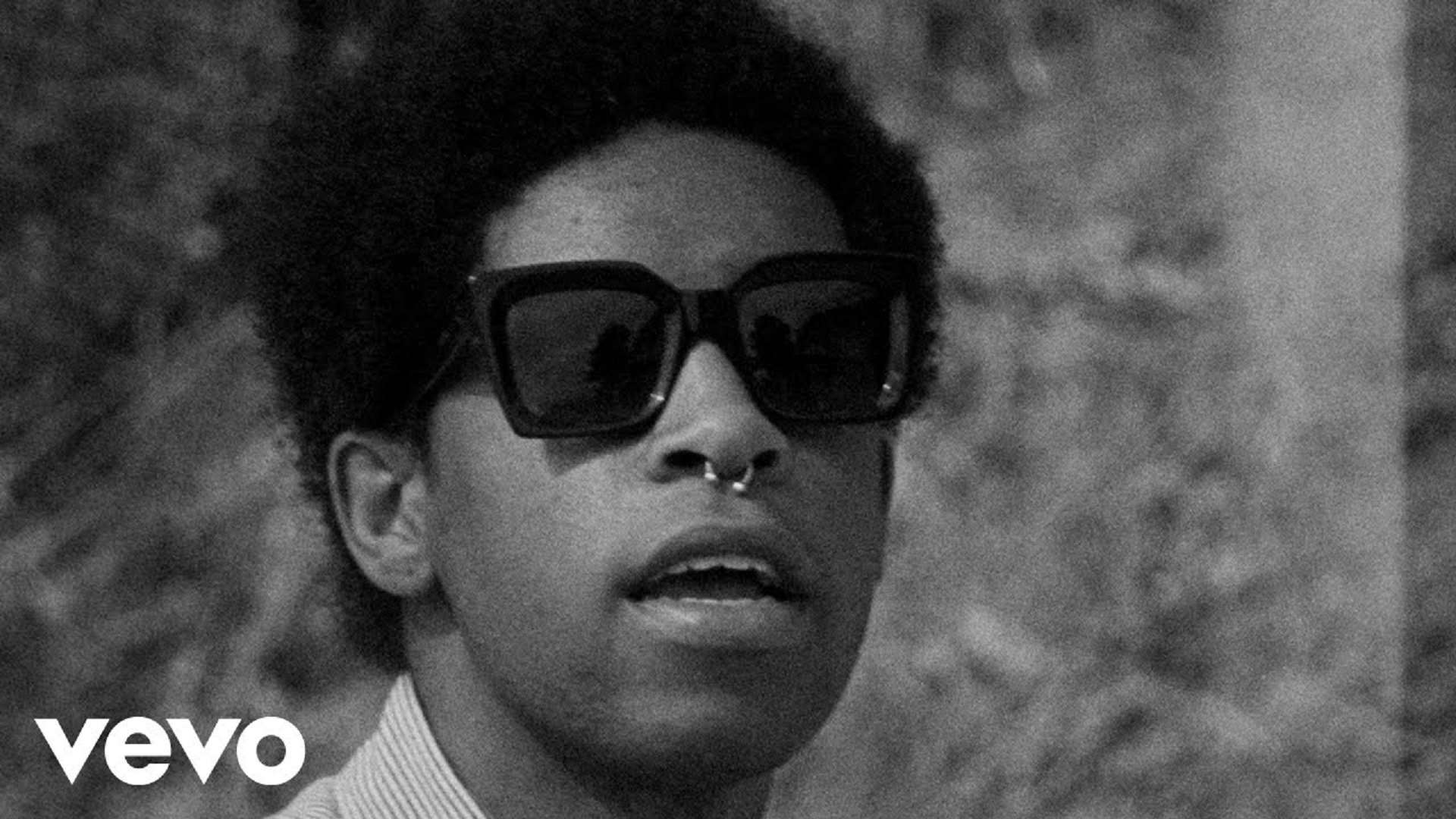 Kennyhoopla, Travis Barker Smoke Break