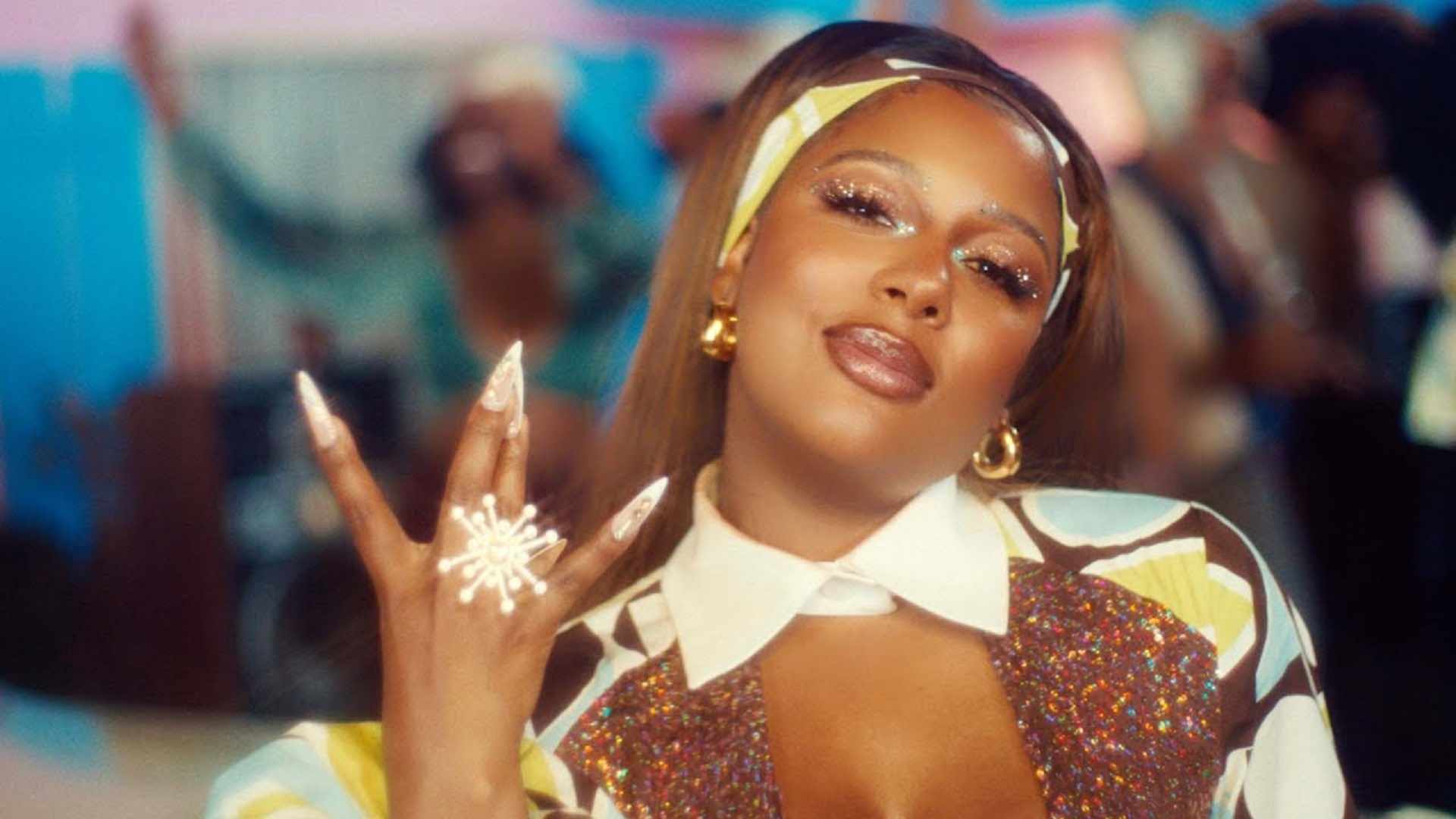 Victoria Monét Coastin'
