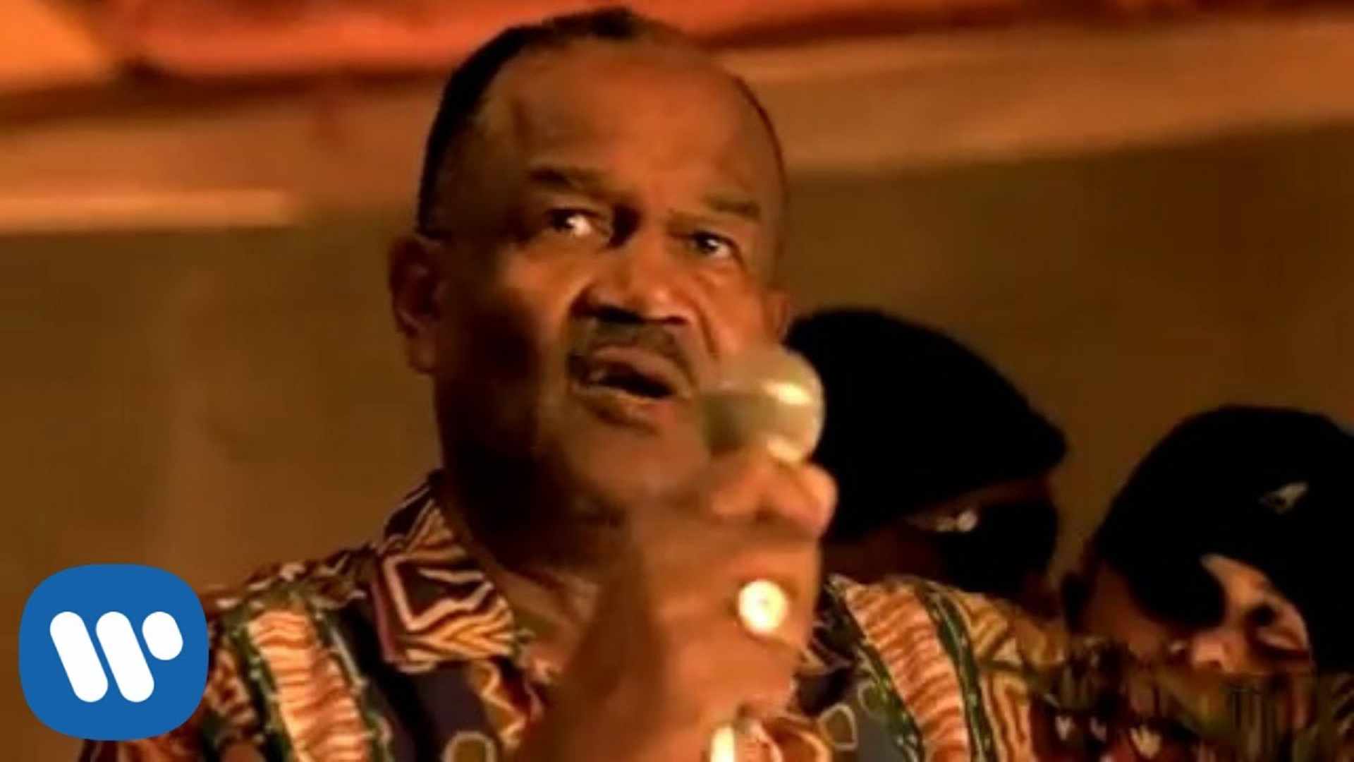 Sean Paul Get Busy & Like Glue