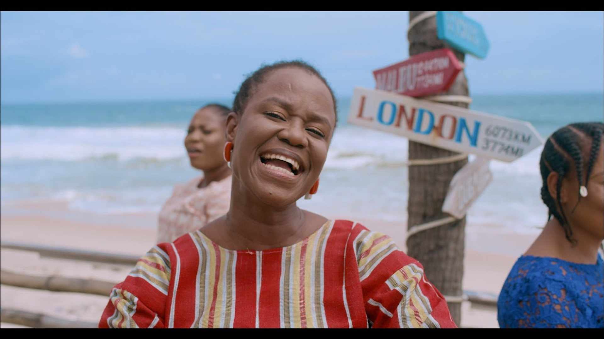 Sola Allyson Ìfẹ́ Á D’alẹ́