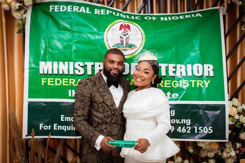 Mercy Chinwo and Pastor Blessed Uzochikwa's court wedding