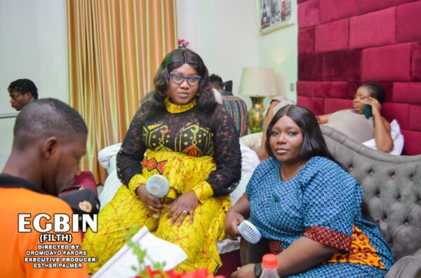 Abiola Oyewole Proves She Has No Qualms About Taking The Hard Road In Awijare