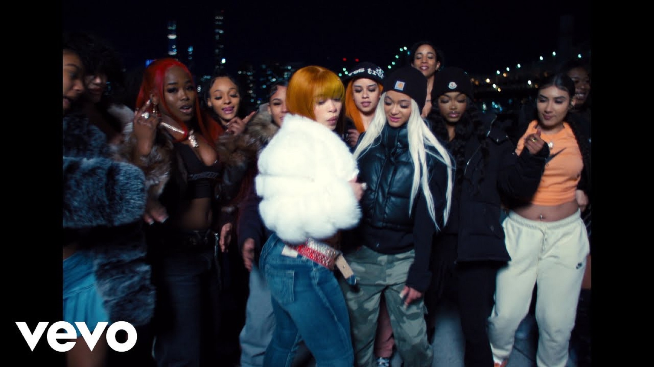 Ice Spice In Ha Mood (video)