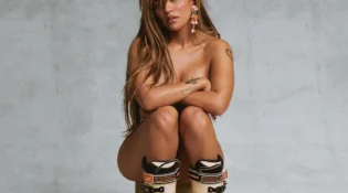 Karol G – “Latina Foreva” (Lyrics)