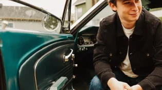 Benny G – An Hour or So (Lyrics)