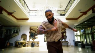 Elijah Blake Returns with New Single “Glass House” Ahead of THE GEMINI Project