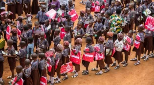 itel Empowers Over 600 Pupils in Ikorodu with Back-to-School Donations Worth ₦4 Million