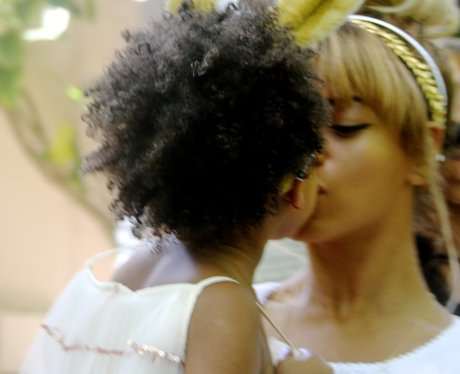 Beyonce Blue Ivy Kiss Tumblr