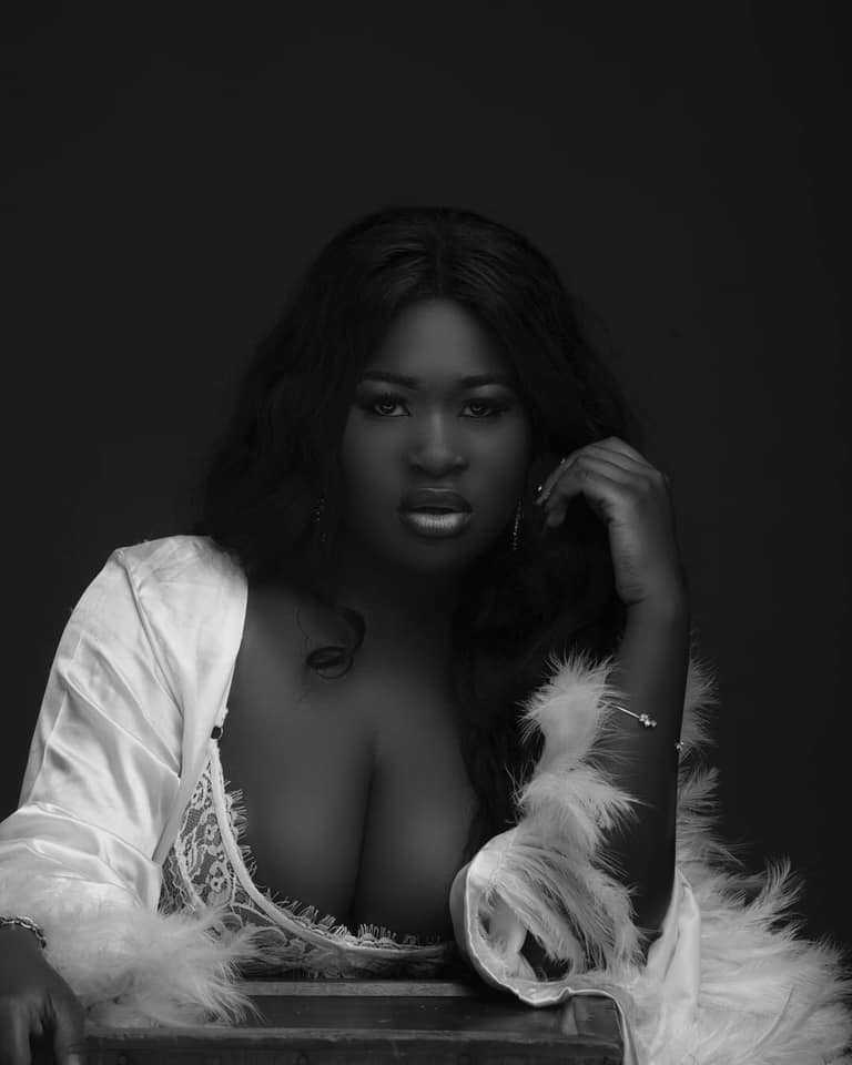 Sista Afia Paper (ft. Victor Ad)(prod. Kidnature Beatz)