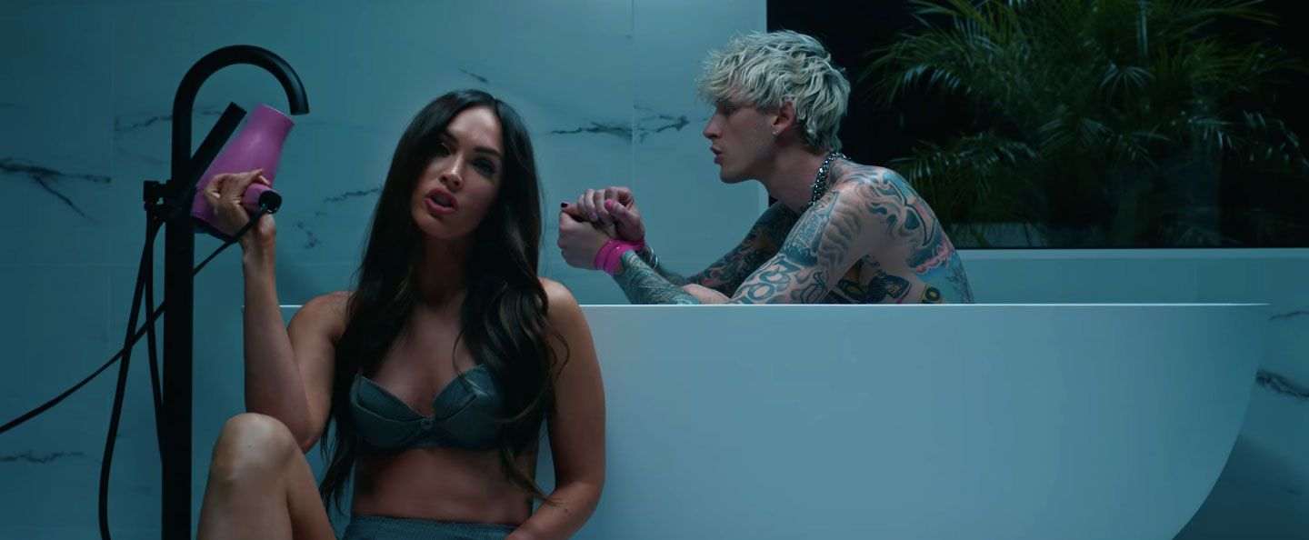 Machine Gun Kelly Bloody Valentine Video