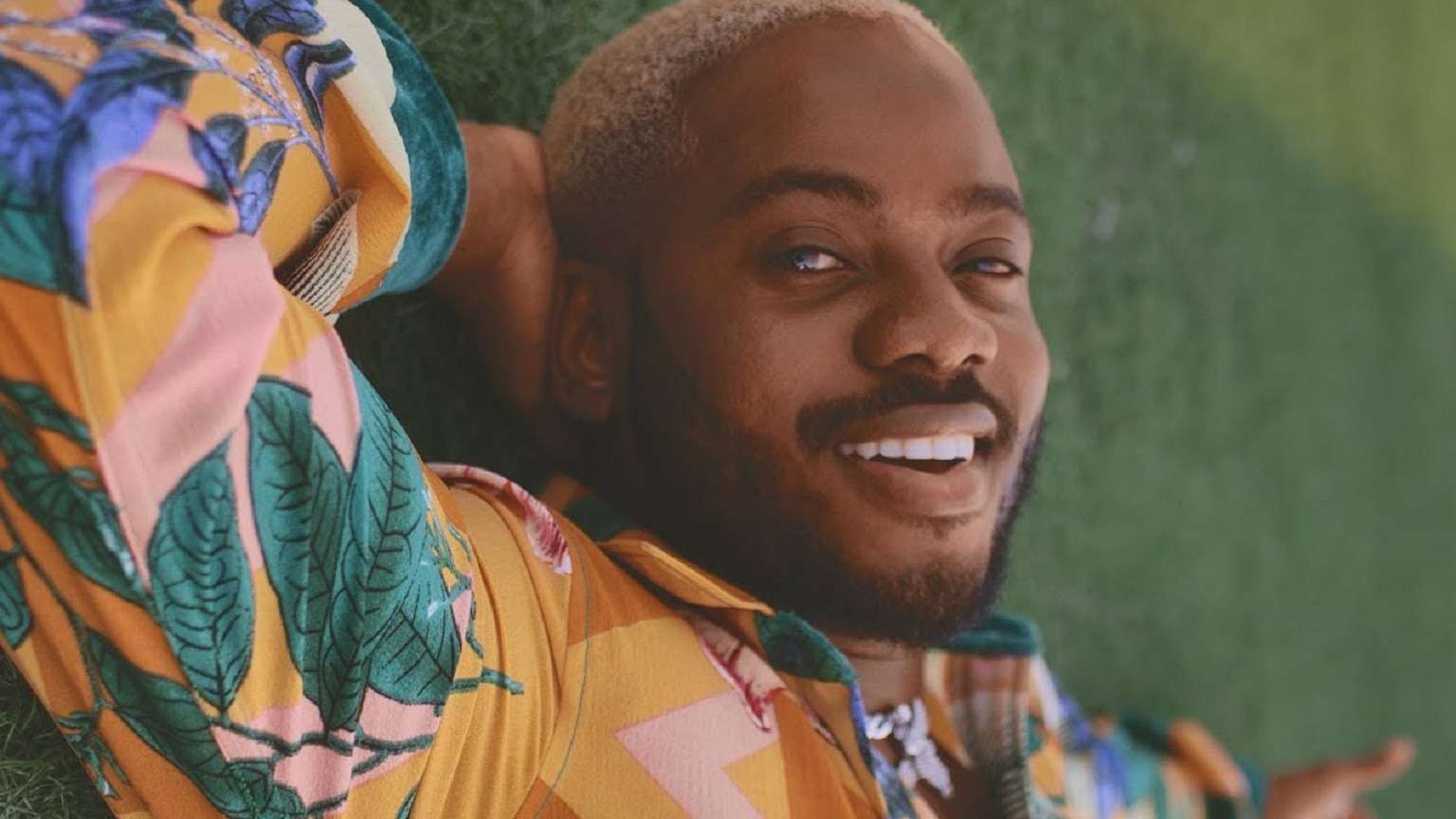 Korede Bello Mi Casa Su Casa (video)