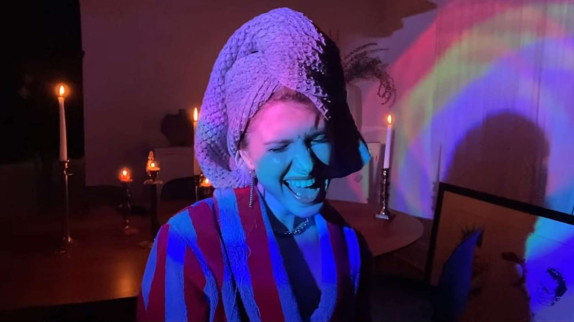 Hayley Williams Teardrop