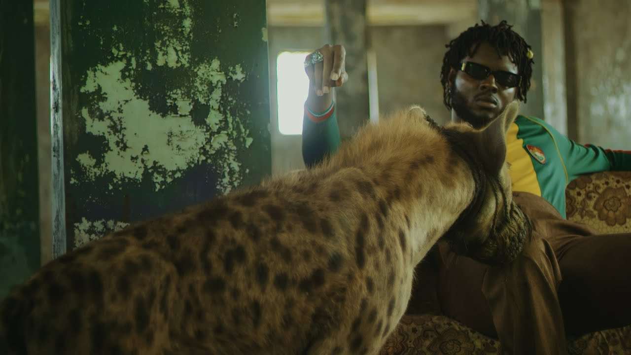 Yung L Yaadman (intro)