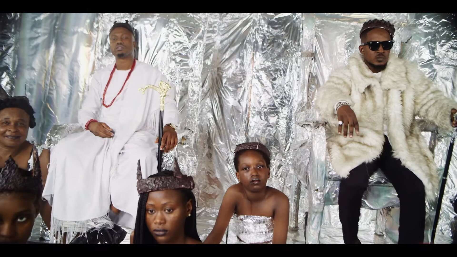 Vector Crown Of Clay (video)