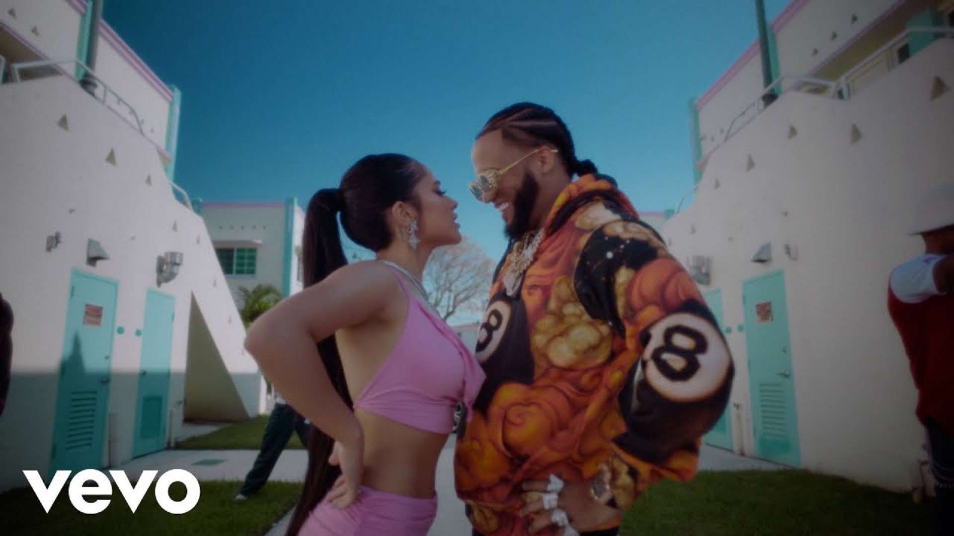 Becky G, El Alfa Fulanito