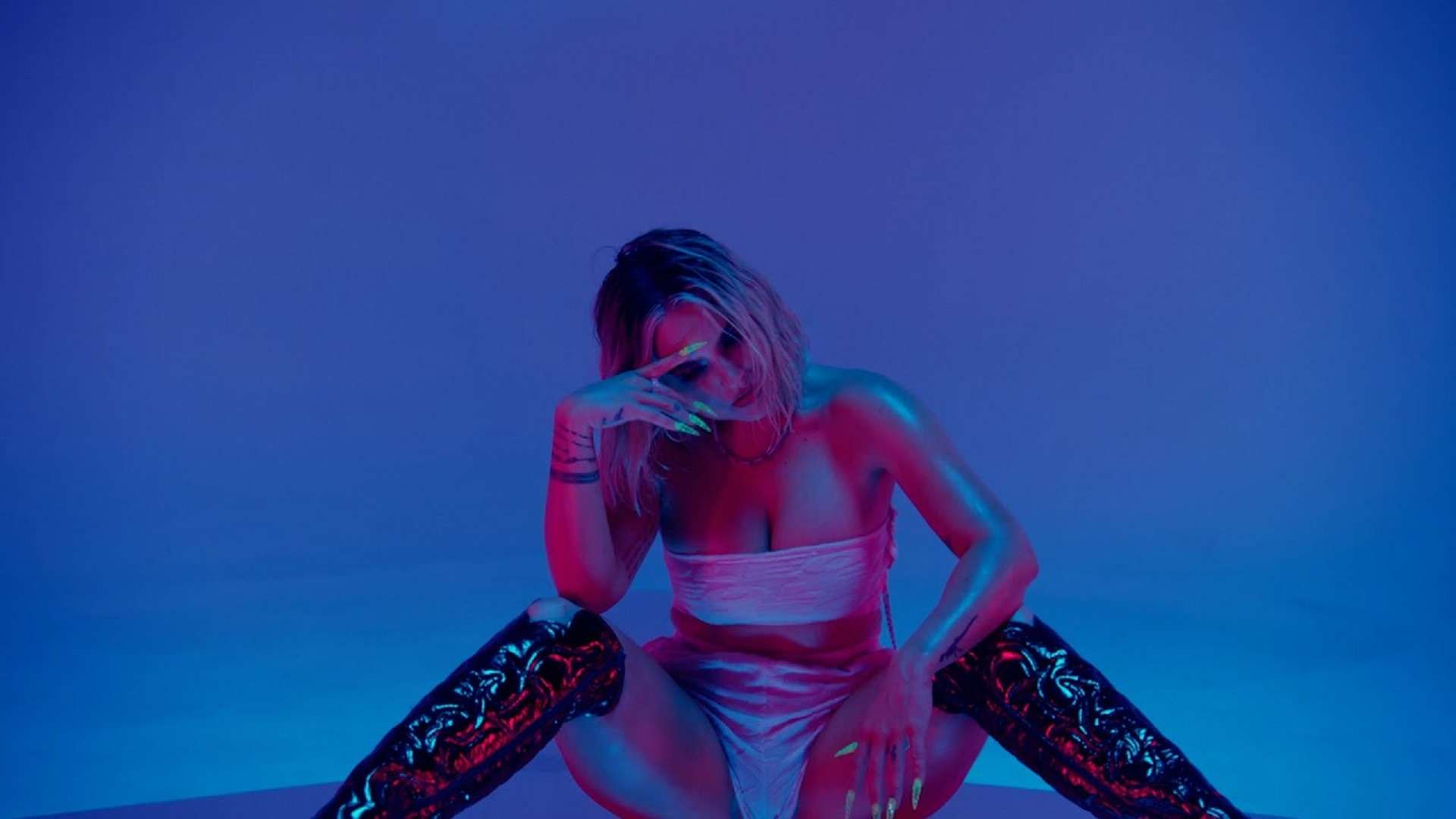 Jojo Creature Of Habit (video)