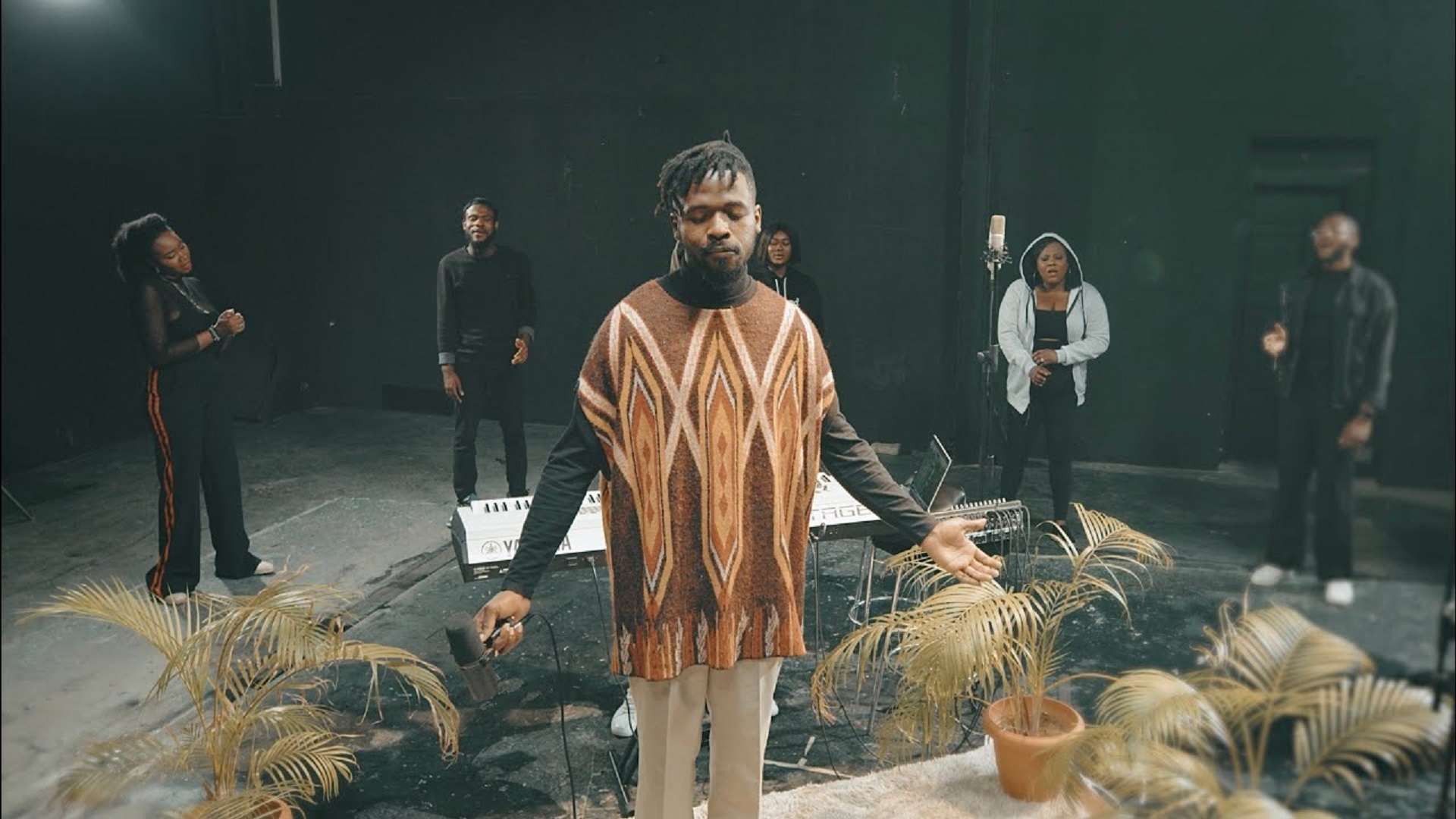 Johnny Drille Odo (ft. Loud)