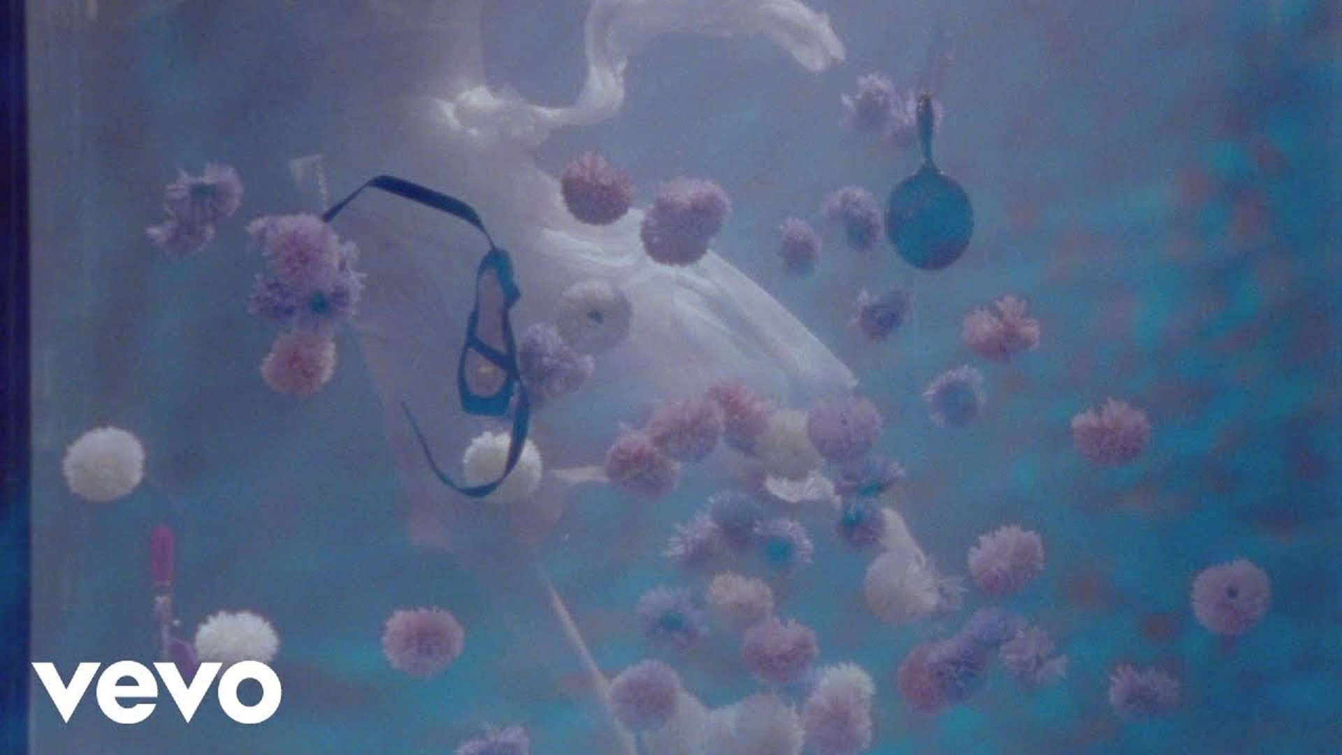 Olivia Rodrigo Traitor