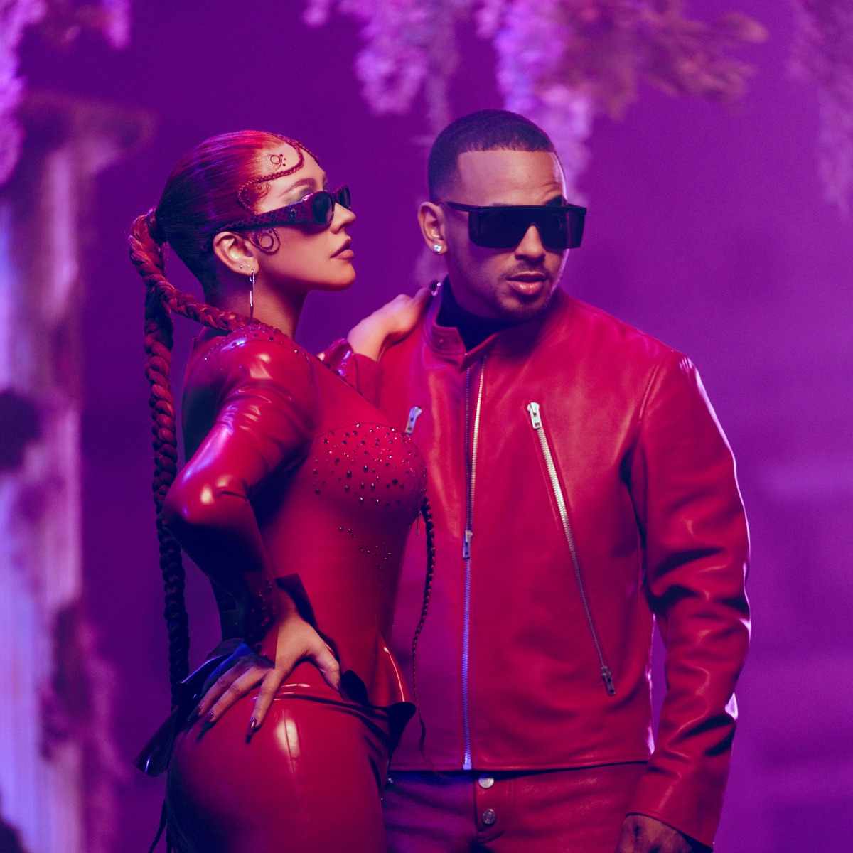 Christina Aguilera, Ozuna Santo