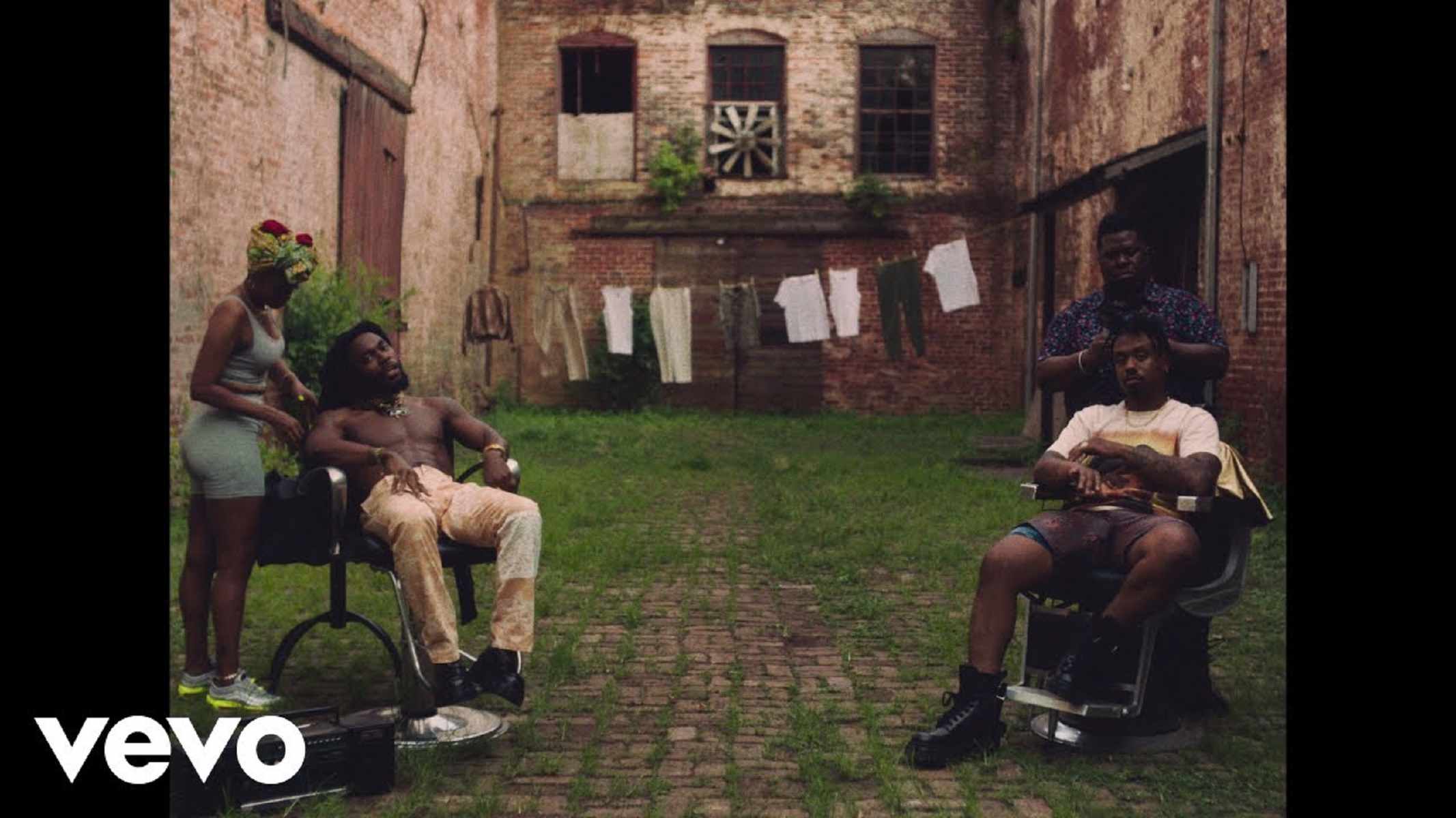 Earthgang All Eyes On Me (video)