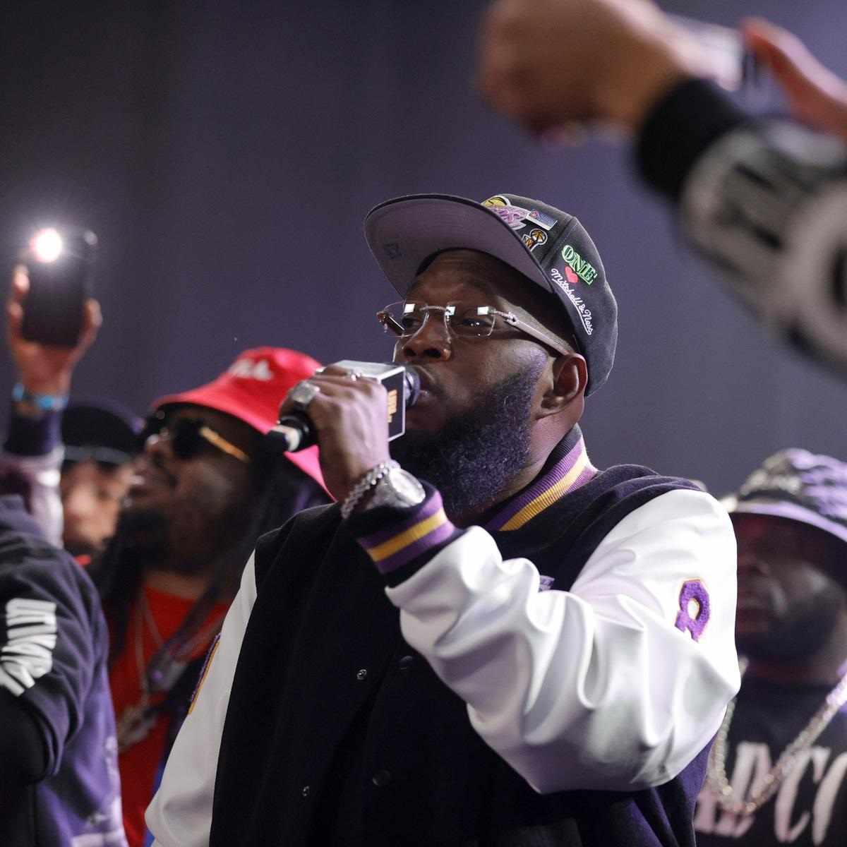 Freeway Sunday Evening Barwork