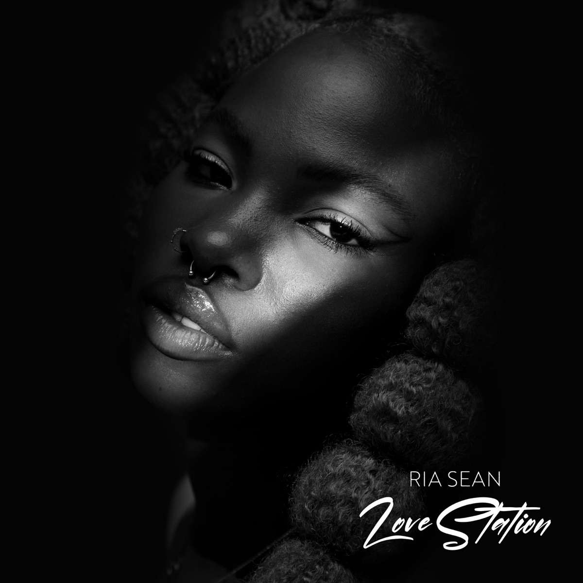 Ria Sean Love Station