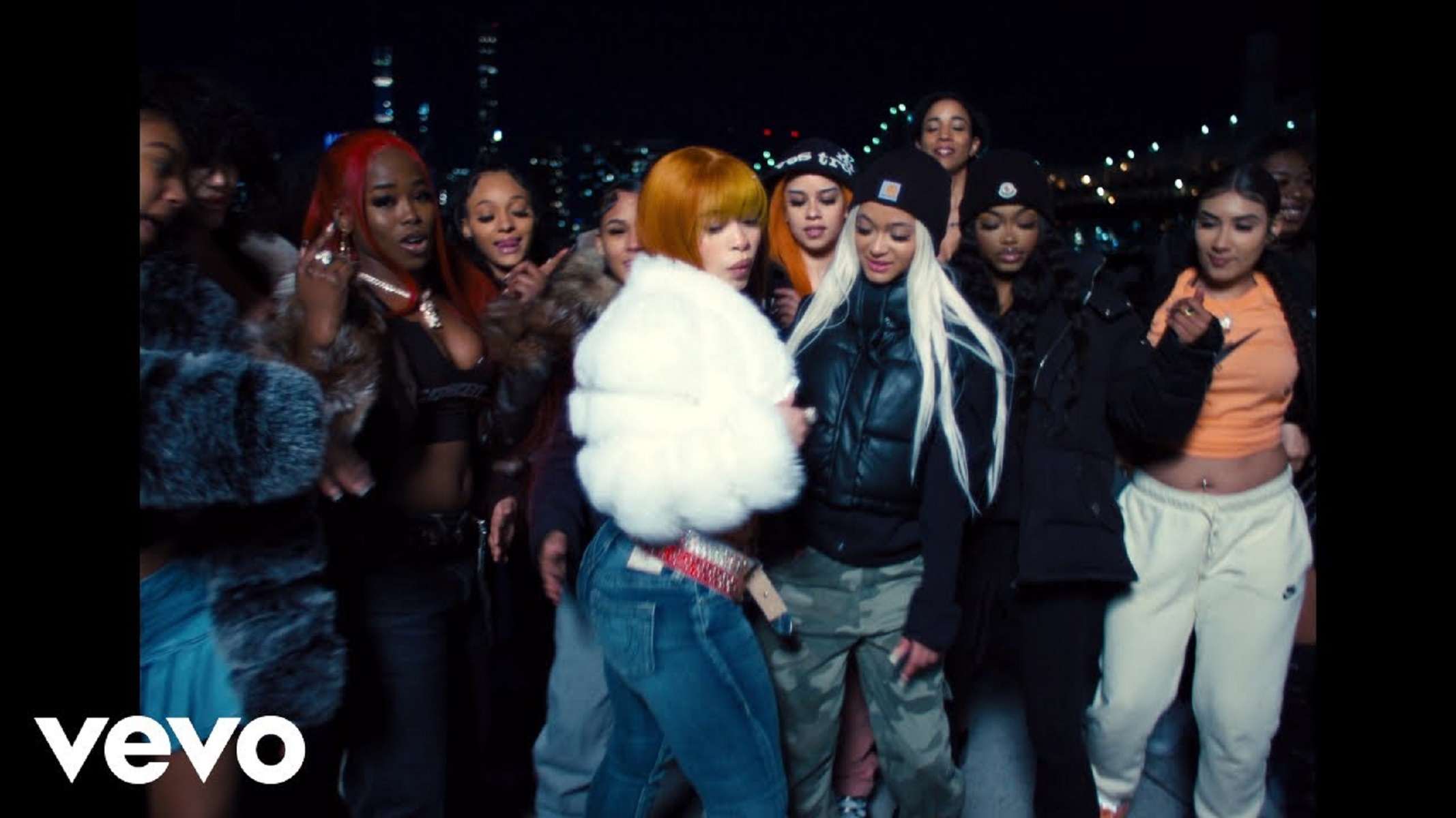 Ice Spice In Ha Mood (video)